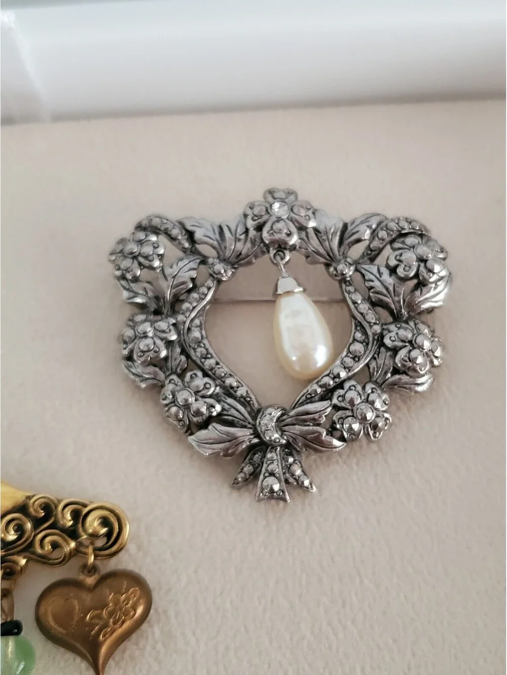 Vintage Brooch Lot of 5